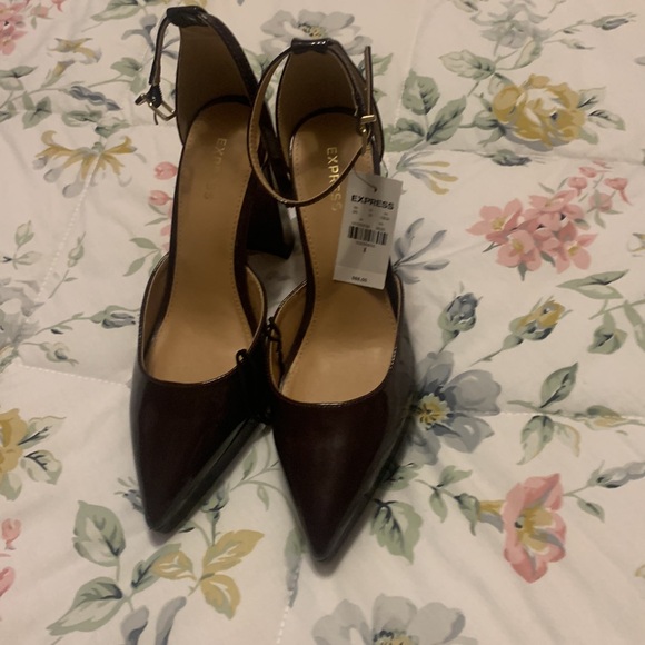 Express high heels - Picture 6 of 6